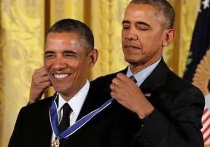 Obama Giving Medal to Himself
